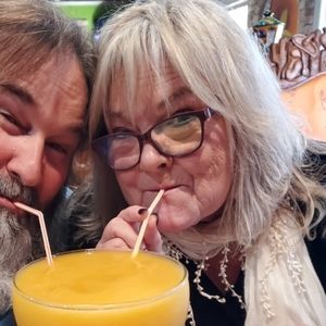 Meet your Posher, Becky